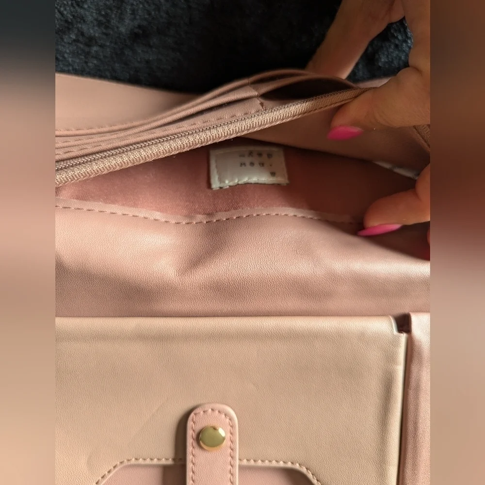GUC Mauve/Tan/Rose Gold Sequin Clutch w/Straps